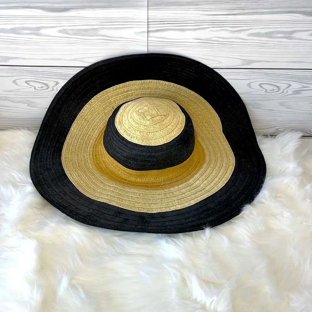 Floppy Beach‎ Hat